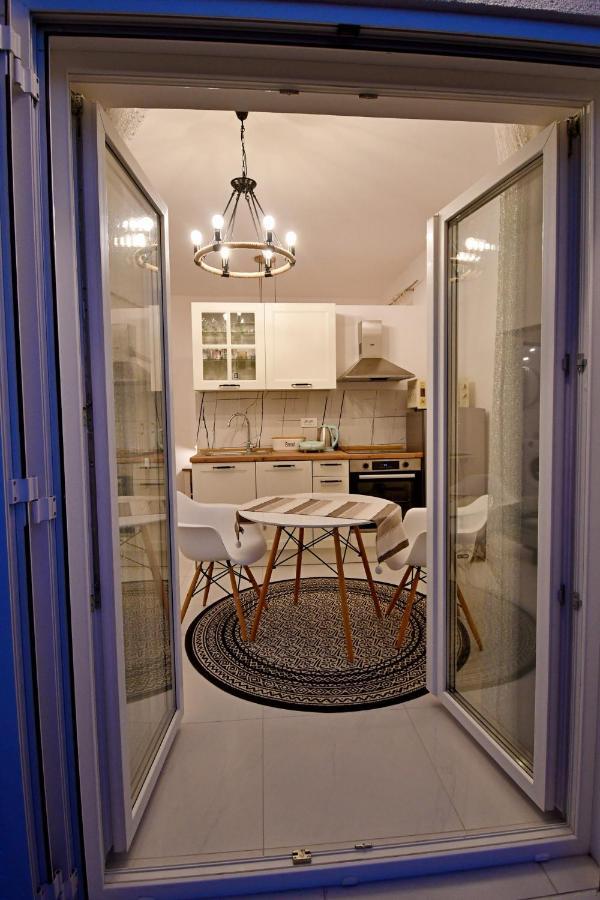 Banjol Apartment Frida Rab מראה חיצוני תמונה