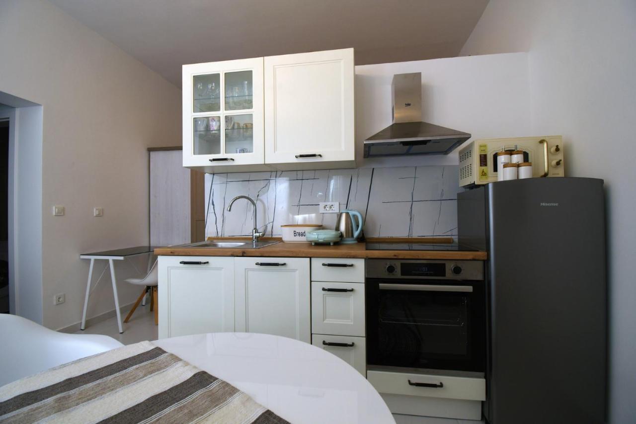 Banjol Apartment Frida Rab מראה חיצוני תמונה