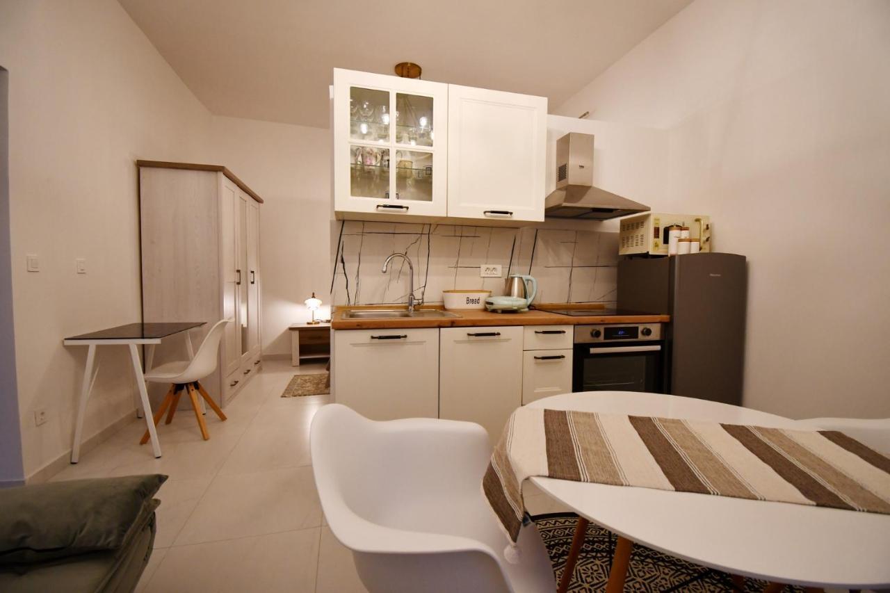 Banjol Apartment Frida Rab מראה חיצוני תמונה