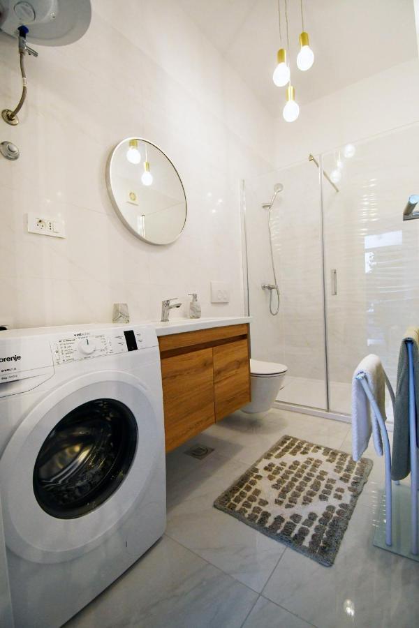Banjol Apartment Frida Rab מראה חיצוני תמונה