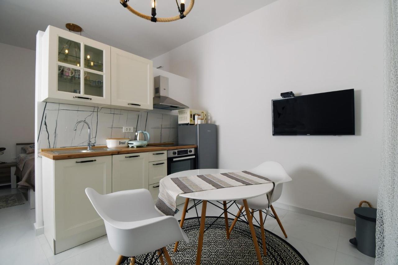 Banjol Apartment Frida Rab מראה חיצוני תמונה