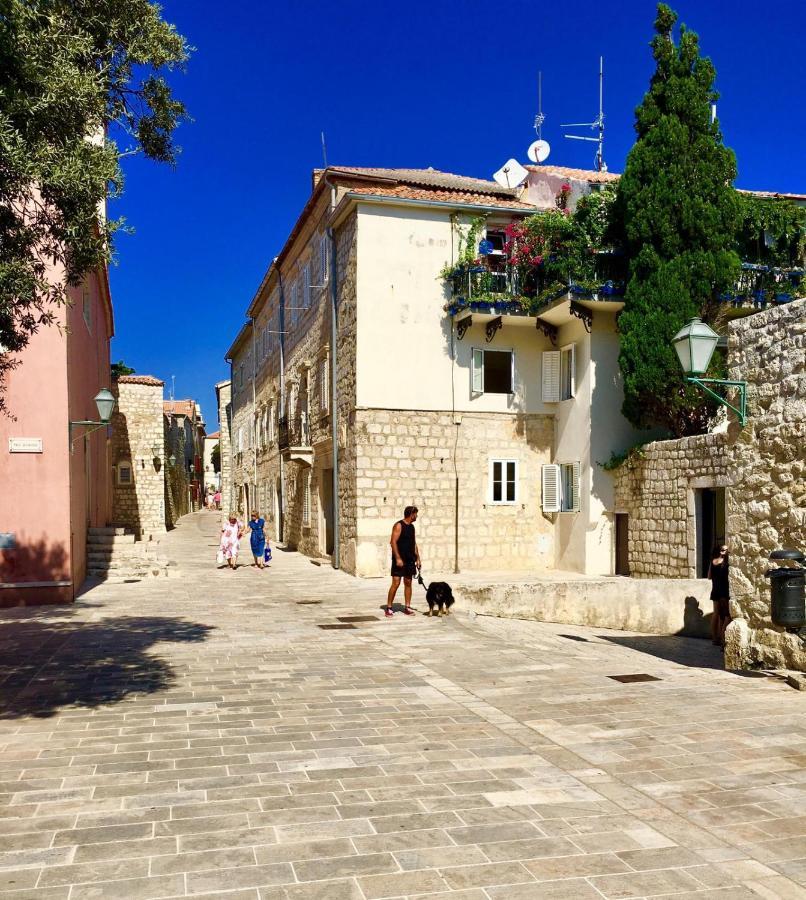Banjol Apartment Frida Rab מראה חיצוני תמונה