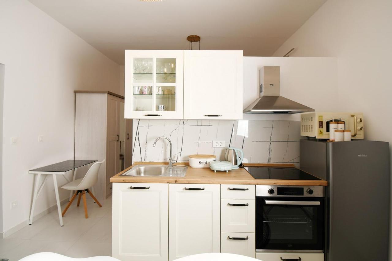 Banjol Apartment Frida Rab מראה חיצוני תמונה