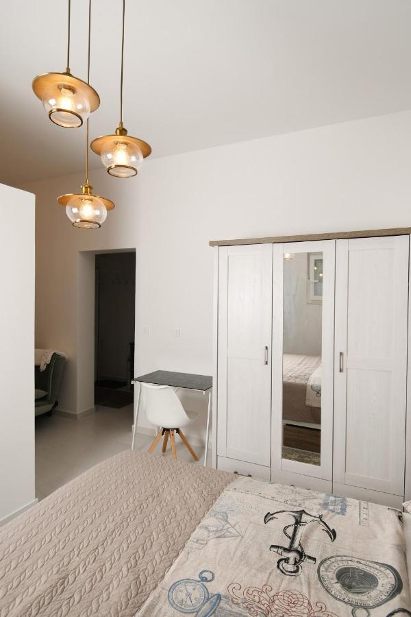 Banjol Apartment Frida Rab מראה חיצוני תמונה