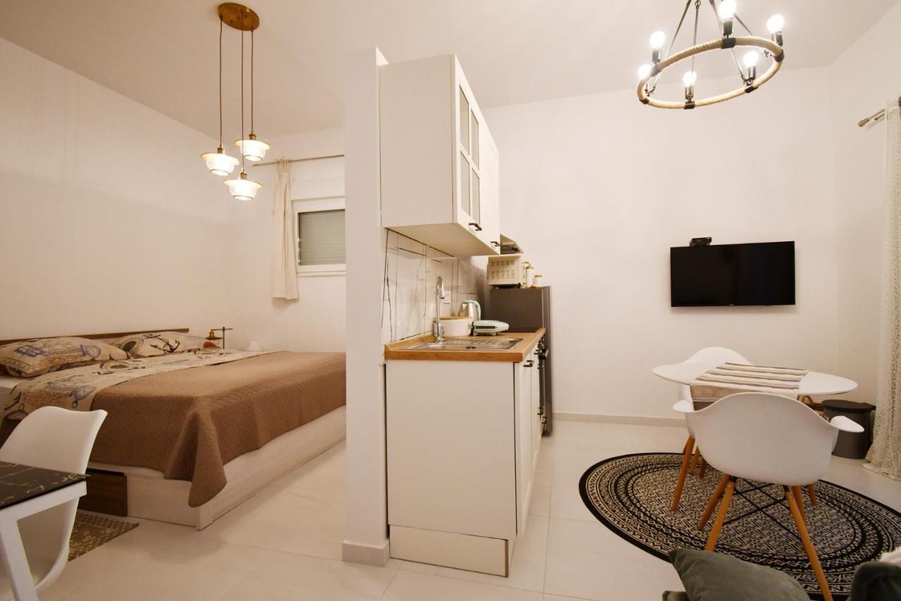 Banjol Apartment Frida Rab מראה חיצוני תמונה